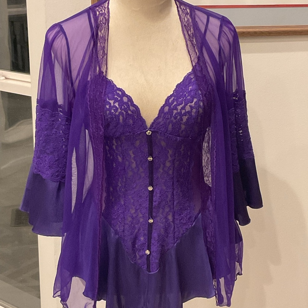 Intimo Purple Lace Robe Set